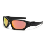 Camouflage-Sonnenbrille mit dunklen Gläsern