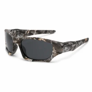 Camouflage-Sonnenbrille mit dunklen Gläsern